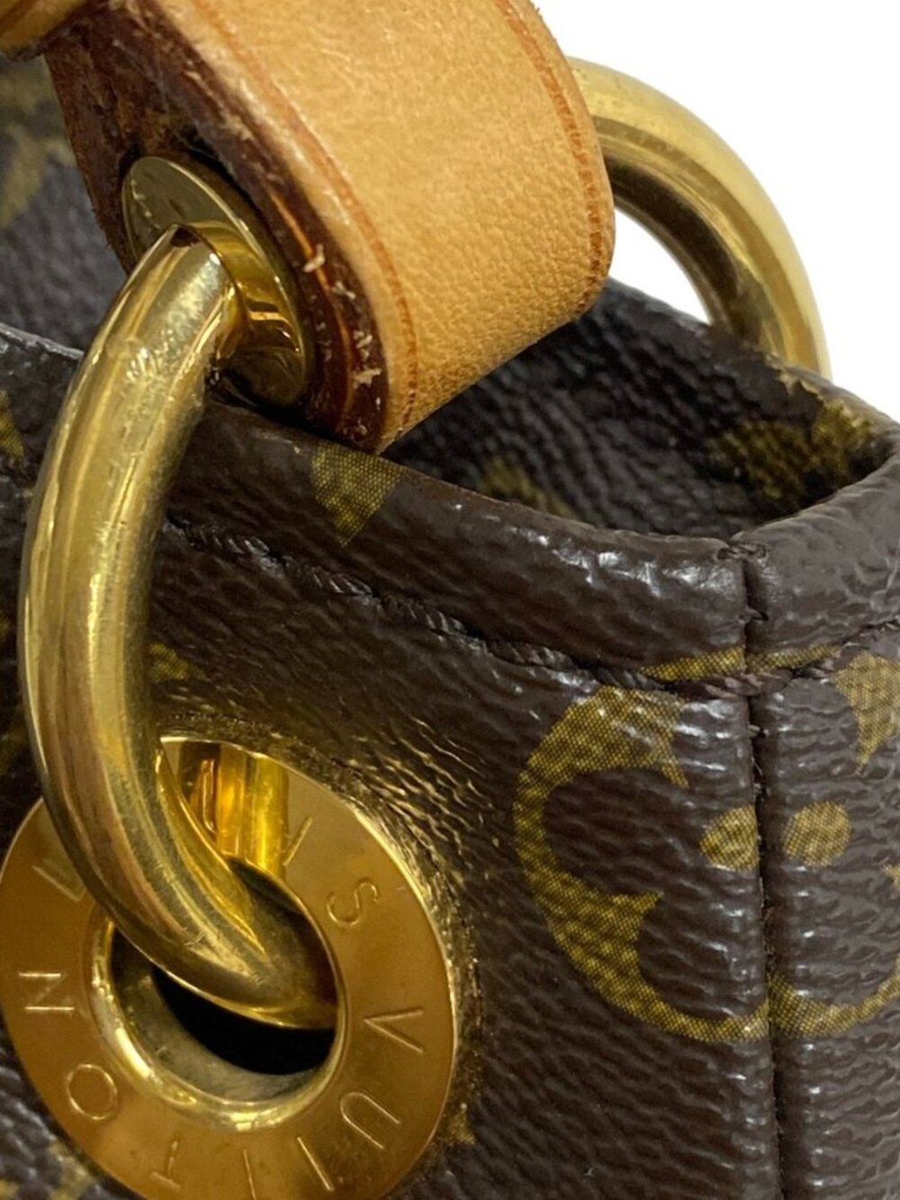 Louis Vuitton Handbag Monogram MM - Picture 13 of 15